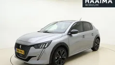 Gebruikt 2023 Peugeot 208 GT Hatchback | € 20.945 (Eerlijke prijs)