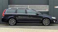 Blauw Gebruikt 2016 Volvo V70 Stationwagen | € 10.950 (Eerlijke prijs)