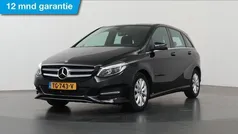 Zwart Gebruikt 2018 Mercedes B180 Ambition MPV | € 20.850 (Eerlijke prijs)