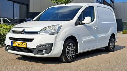 Gebruikt 2017 Citroën Berlingo Business Class MPV | € 2.750 (Super prijs)