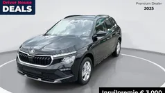 Gebruikt 2025 Skoda Kamiq Selection SUV | € 32.790 (Eerlijke prijs)
