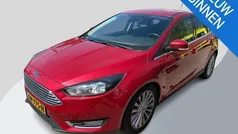 Rood Gebruikt 2015 Ford Focus Titanium Hatchback | € 13.850 (Goede deal)