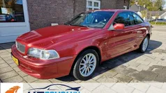 Rood, metallic lak Gebruikt 1998 Volvo C70 Coupé | € 3.499 (Eerlijke prijs)