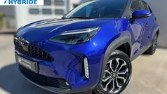 Blauw Gebruikt 2024 Toyota Yaris Cross Style SUV | € 29.950 (Eerlijke prijs)