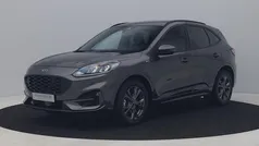 Gebruikt 2022 Ford Kuga ST-Line SUV | € 25.700 (Goede deal)