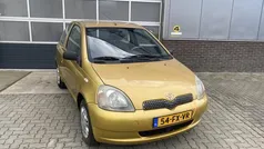 Goud Gebruikt 2000 Toyota Yaris Luna Hatchback | € 1.590 (Eerlijke prijs)