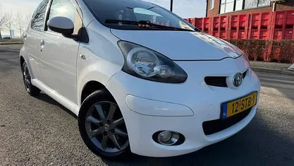 Occasion 2011 Toyota Aygo Hatchback | € 2.845 (Goede deal)