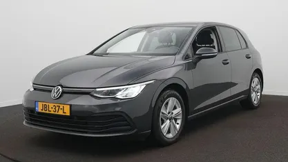Gebruikt 2020 VW Golf VII Style Hatchback | € 22.450 (Eerlijke prijs)