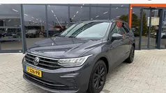 Gebruikt 2021 VW Tiguan Life SUV | € 29.850 (Super prijs)