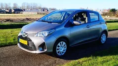 Grijs Gebruikt 2015 Toyota Yaris Hatchback | € 11.245 (Eerlijke prijs)