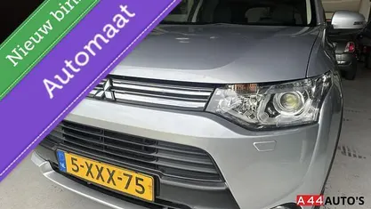 Occasion Mitsubishi Outlander Edition 121 PK (88 kW) 2014 Grijs SUV