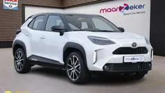Wit, metallic lak Gebruikt 2023 Toyota Yaris Cross Sport SUV | € 29.450 (Eerlijke prijs)