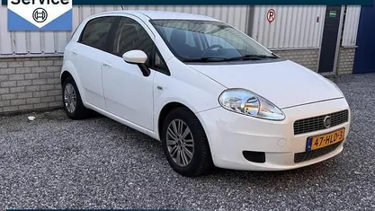 Occasion Fiat Grande Punto Lusso 77 PK (56 kW) 2009 Wit Hatchback