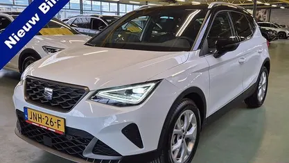 Gebruikt 2024 Seat Arona FR SUV | € 25.750 (Eerlijke prijs)