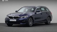 Blauw Gebruikt 2022 BMW 330e M Sport Stationwagen | € 37.880 (Eerlijke prijs)