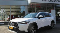 Wit Gebruikt 2023 Toyota Corolla Cross Edition SUV | € 35.400 (Eerlijke prijs)