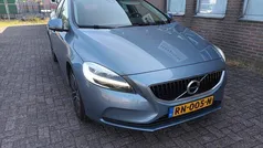 Blauw Gebruikt 2018 Volvo V40 Stationwagen | € 13.950 (Eerlijke prijs)