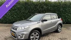 Grijs Occasion 2018 Suzuki Vitara Exclusive SUV | € 18.385 (Eerlijke prijs)