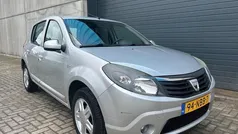 Grijs Gebruikt 2010 Dacia Sandero Hatchback | € 2.999 (Eerlijke prijs)