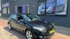 Zwart Gebruikt 2013 Renault Mégane III Collection Hatchback | € 4.899 (Eerlijke prijs)