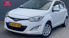 Wit Gebruikt 2013 Hyundai i20 Hatchback | € 4.450 (Eerlijke prijs)