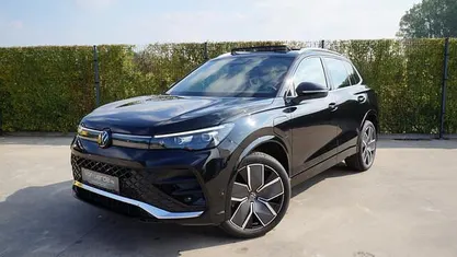 Occasion 2025 VW Tiguan R-line SUV | € 49.900 (Super prijs)