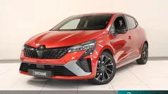 Gebruikt 2024 Renault Clio V Esprit Alpine Hatchback | € 26.295 (Eerlijke prijs)