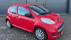 Rood Gebruikt 2011 Peugeot 107 Hatchback | € 2.999 (Goede deal)