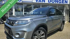 Grijs Gebruikt 2021 Suzuki Vitara SUV | € 22.695 (Eerlijke prijs)