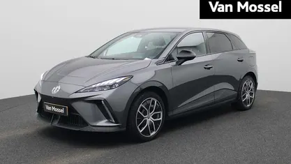 Grijs Gebruikt 2023 MG MG4 EV Luxury Hatchback | € 23.400 (Eerlijke prijs)