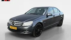 Grijs, metallic lak Gebruikt 2010 Mercedes C200 Sedan | € 11.495 (Eerlijke prijs)
