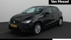 Zwart Gebruikt 2022 Seat Ibiza Business Hatchback | € 16.400 (Eerlijke prijs)