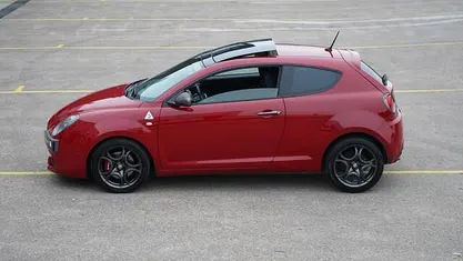 Rood Gebruikt 2016 Alfa Romeo MiTo Quadrifoglio Verde Hatchback | € 9.500 (Goede deal)