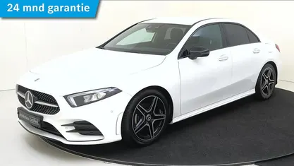 Wit Gebruikt 2020 Mercedes A200 Premium Plus Sedan | € 29.945 (Eerlijke prijs)