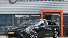 Zwart Gebruikt 2022 Toyota Corolla Executive Stationwagen | € 26.350 (Eerlijke prijs)