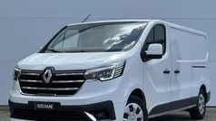 Blanc glacier (369) Gebruikt 2022 Renault Trafic Van | € 21.945 (Eerlijke prijs)