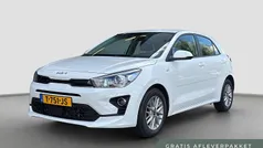 Wit Gebruikt 2023 Kia Rio Hatchback | € 17.945 (Eerlijke prijs)