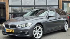 Grijs Gebruikt 2018 BMW 320 Executive Stationwagen | € 19.950 (Super prijs)