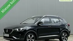 Zwart Gebruikt 2020 MG ZS Luxury Sedan | € 11.895 (Super prijs)