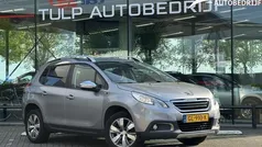 Grijs, metallic lak Gebruikt 2015 Peugeot 2008 Style SUV | € 7.949 (Eerlijke prijs)