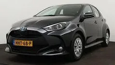 Zwart Gebruikt 2024 Toyota Yaris Active Hatchback | € 22.745 (Eerlijke prijs)