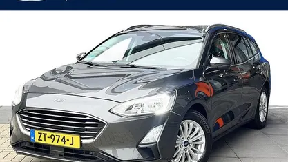 Grijs Occasion 2019 Ford Focus Business Edition Stationwagen | € 15.900 (Eerlijke prijs)