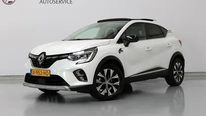 Wit (metallic) Occasion 2023 Renault Captur Bose Edition SUV | € 19.990 (Eerlijke prijs)
