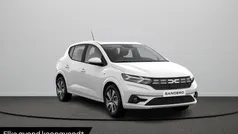 Wit Nieuw 2025 Dacia Sandero Comfort Hatchback | € 20.875 (Eerlijke prijs)