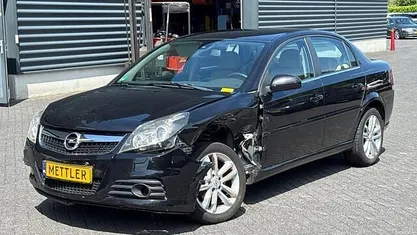 Occasion Opel Vectra 147 PK (108 kW) 2009 Zwart Sedan