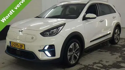 Gebruikt 2020 Kia e-Niro SUV | € 19.750 (Eerlijke prijs)
