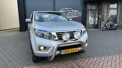 Grijs Gebruikt 2019 Nissan Navara N-Connecta Pickup | € 24.950 (Eerlijke prijs)
