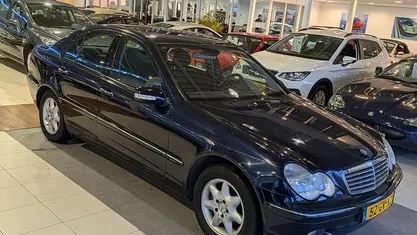 Gebruikt 2001 Mercedes C200 Elegance Sedan | € 3.444 (Eerlijke prijs)