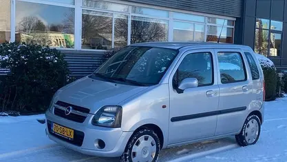 Gebruikt 2005 Opel Agila Hatchback | € 1.000 (Eerlijke prijs)