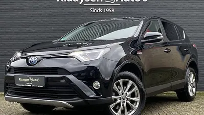 Zwart Gebruikt 2017 Toyota RAV4 SUV | € 23.950 (Eerlijke prijs)